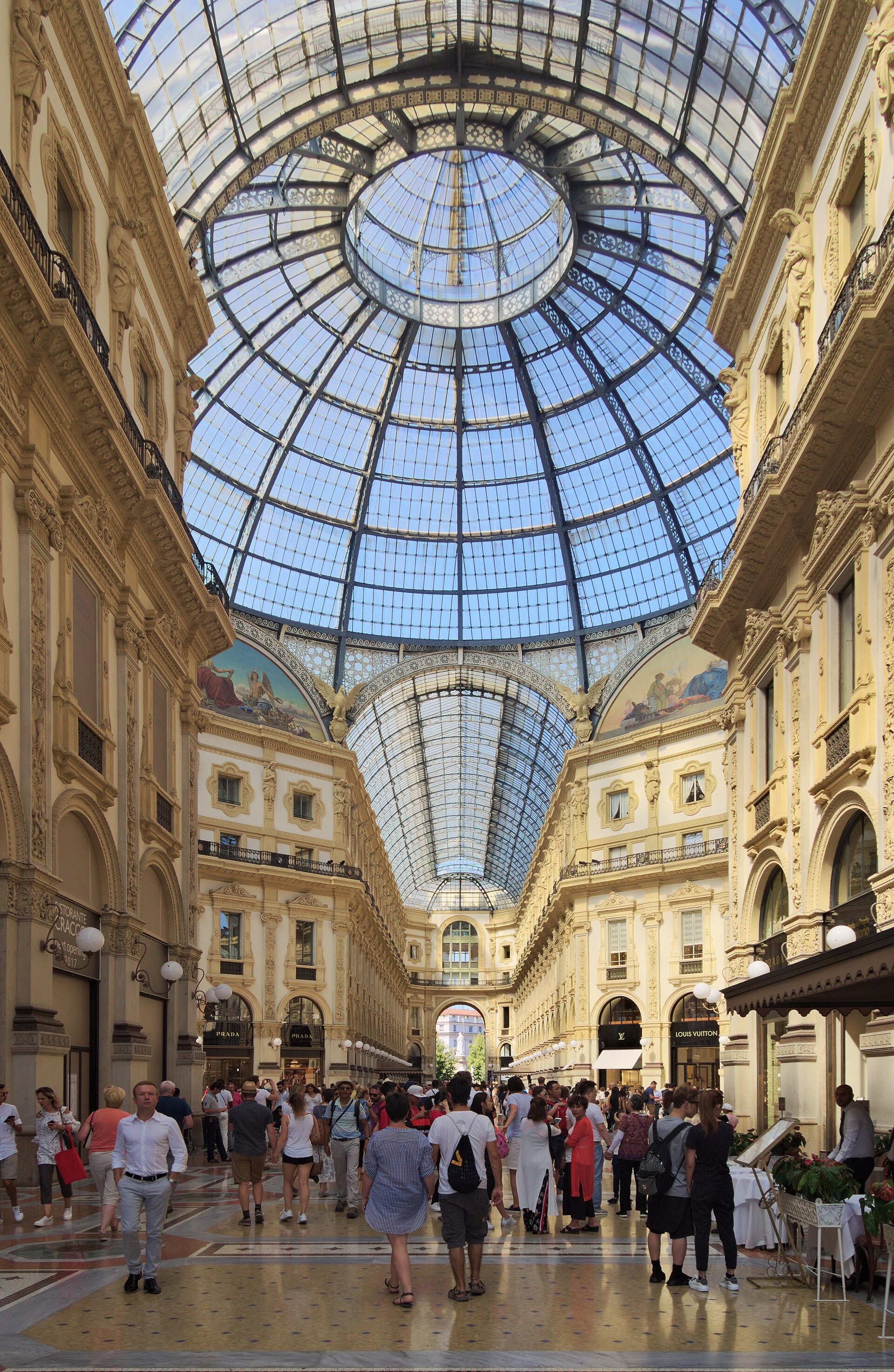 Galleria Vittorio Emanuele II   Milan